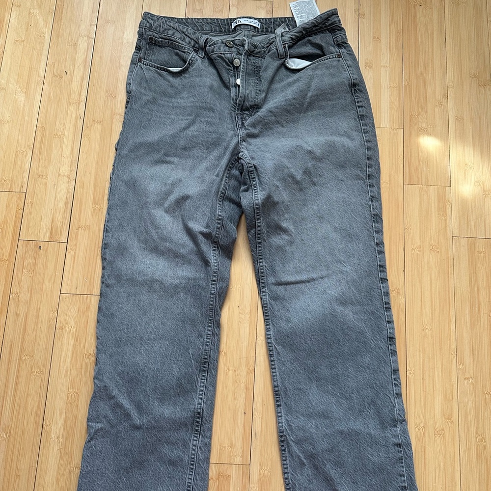 Zara Women's Washed Charcoal Straight-Leg Jeans